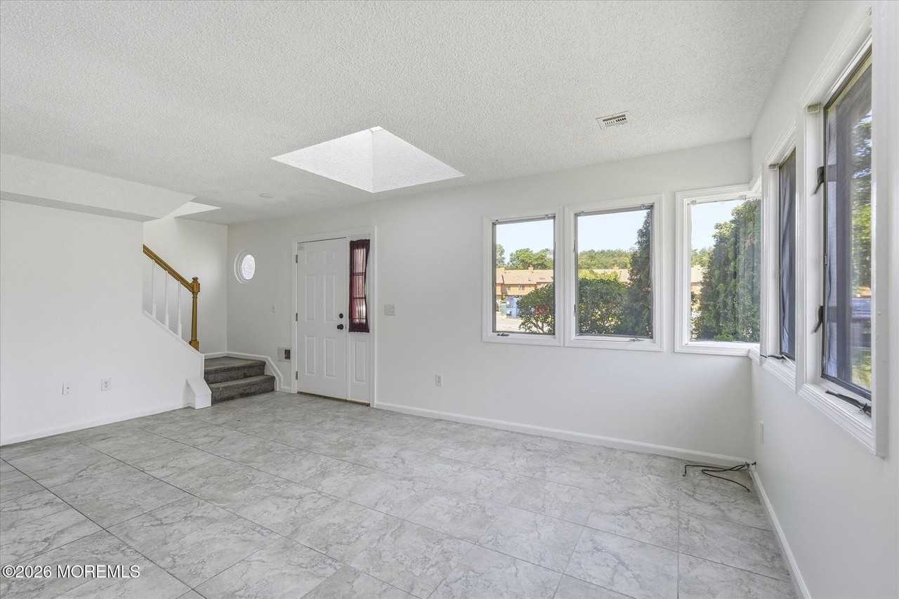 85 Brandywine Ct #295 - Photo 7 of 21