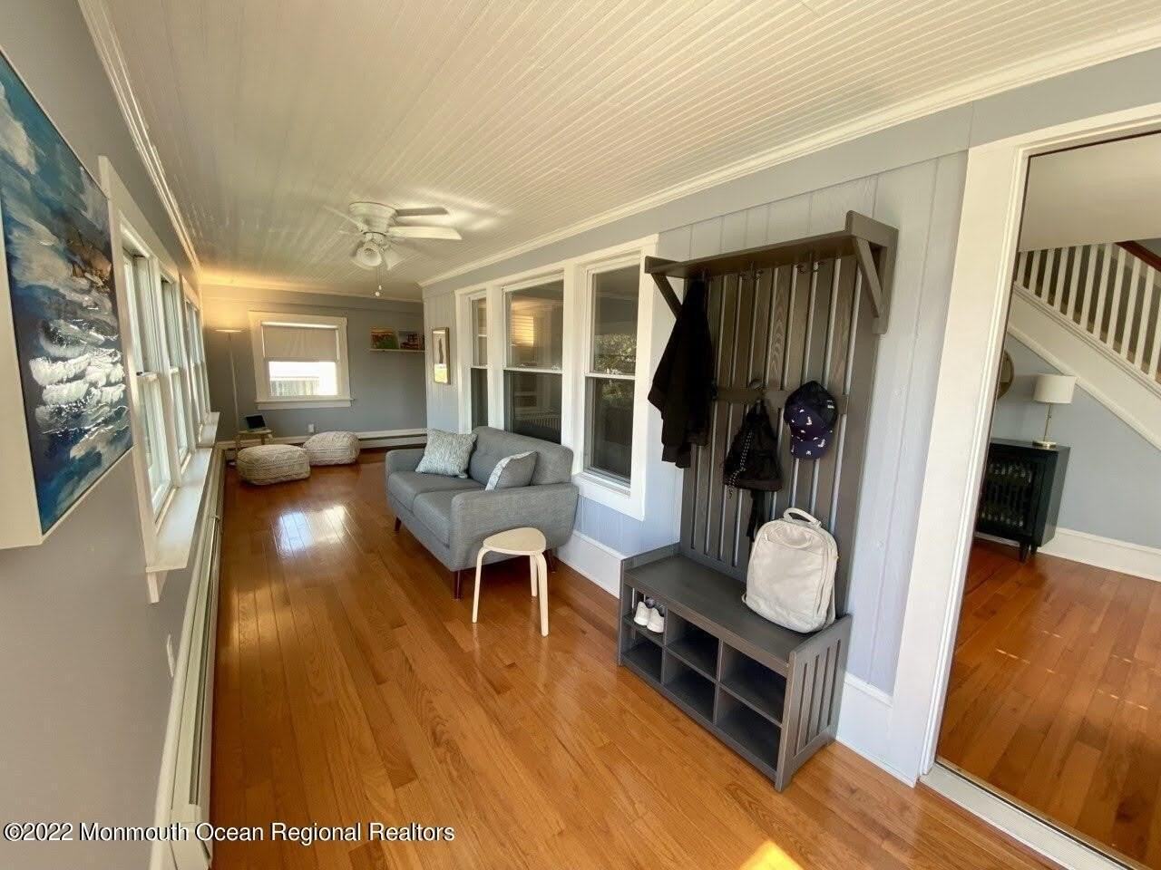 106 Atlantic Ave - Photo 7 of 14
