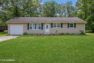 512 Lakehurst Rd - Photo 1 of 1