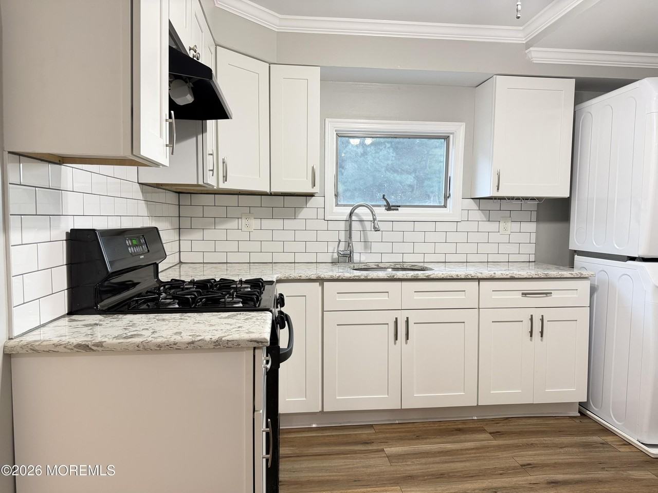 77 Union Ave #2 - Photo 4 of 19