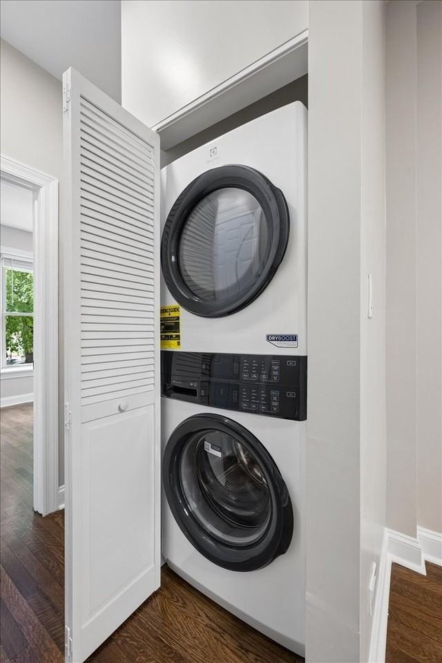 2405 W Mclean Ave #1 - Photo 7 of 8