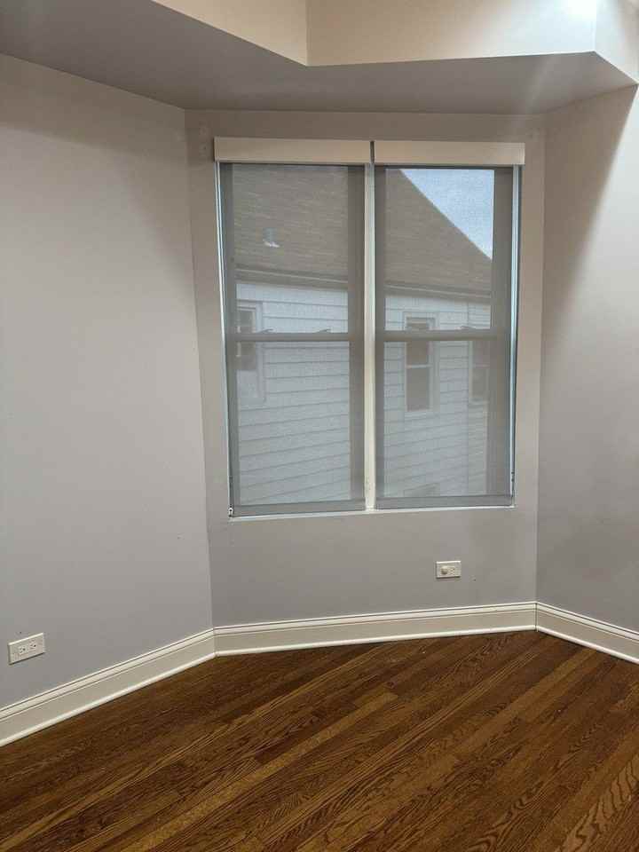 3340 W Berteau Ave #2W - Photo 7 of 10