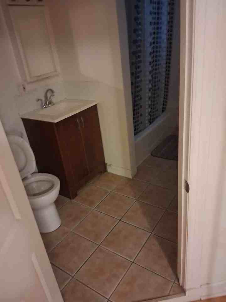 6532 N Glenwood Ave #1 - Photo 6 of 13