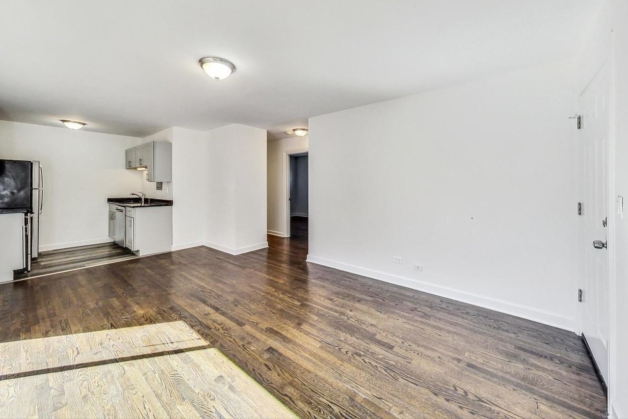 6000 N Winthrop Ave #307 - Photo 4 of 11