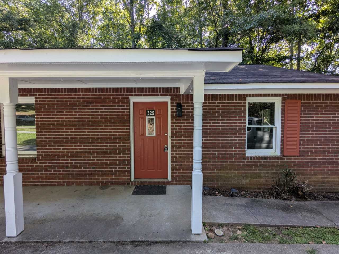 325 Reeceburg Rd Se #1 - Photo 2 of 14