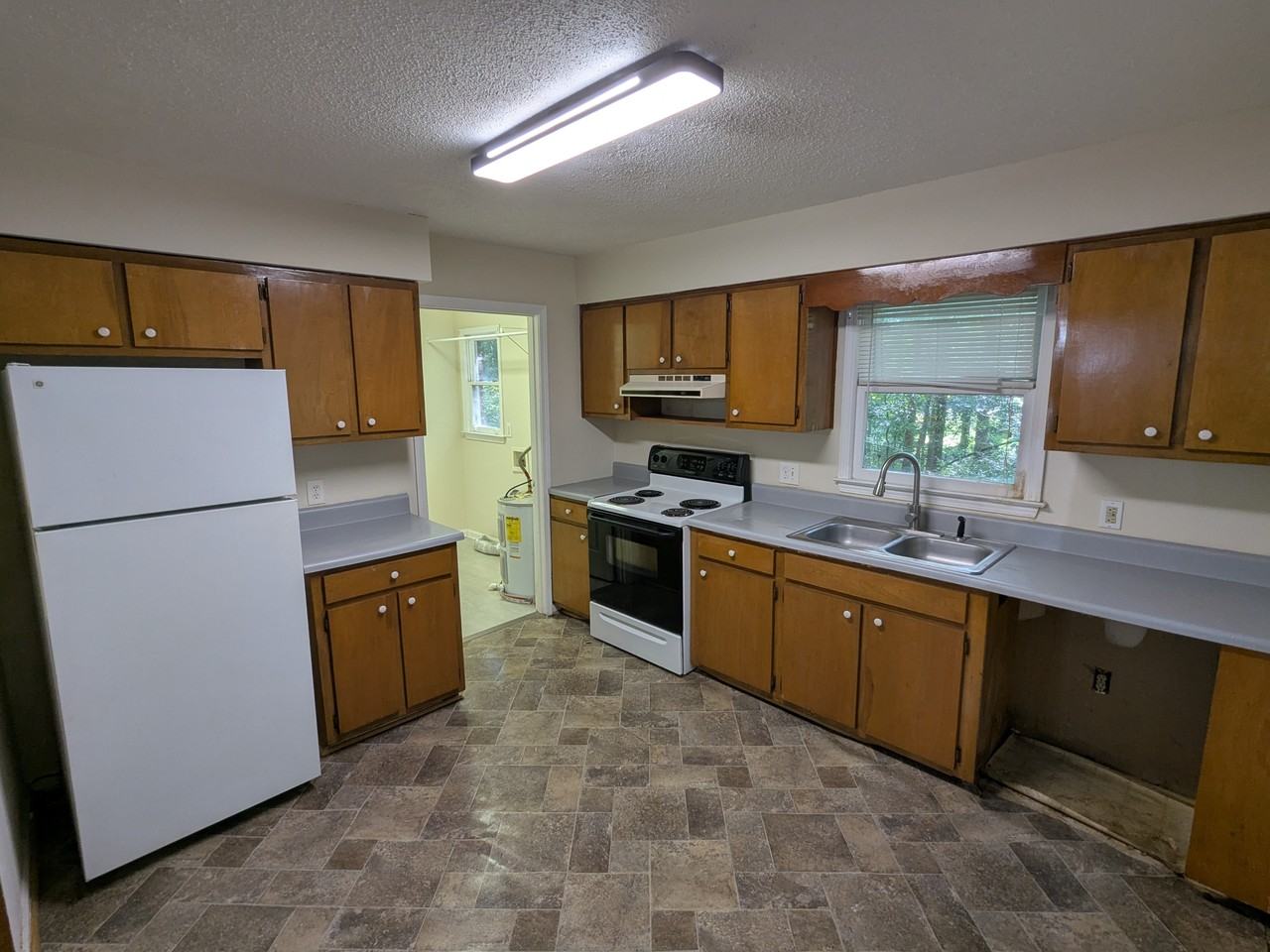 325 Reeceburg Rd Se #1 - Photo 6 of 14