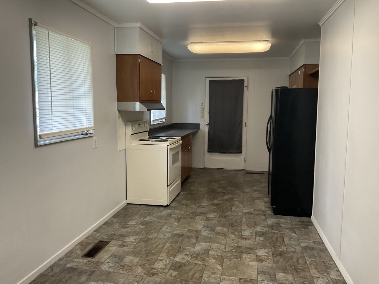 3360 Eastwood Dr #1 - Photo 3 of 10