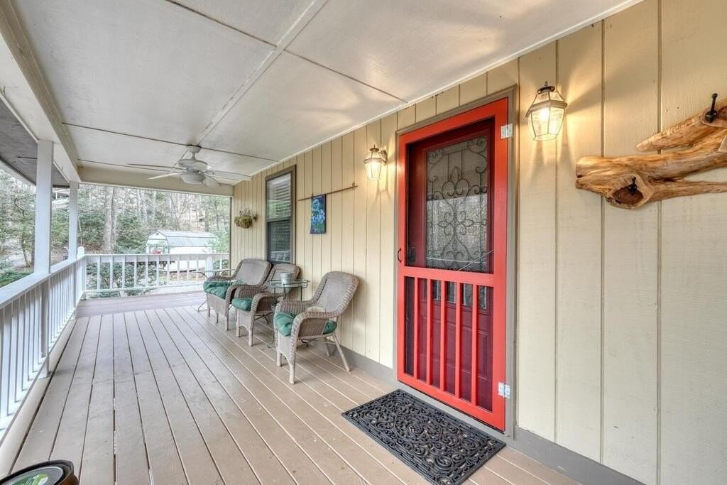 196 Rothgeb Ridge Rd - Photo 2 of 35