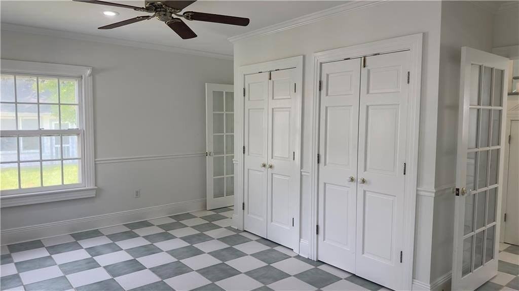 507 N Pine St - Photo 6 of 10