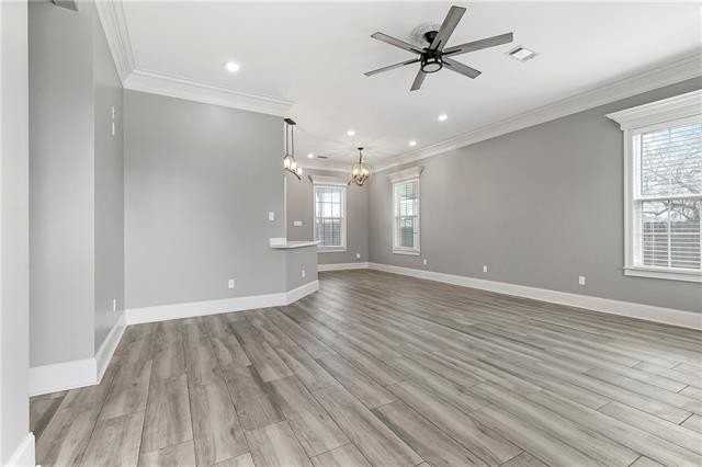 2705 Pecan Dr - Photo 3 of 22