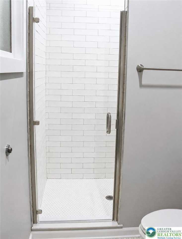315 Northampton St ##2 - Photo 5 of 6