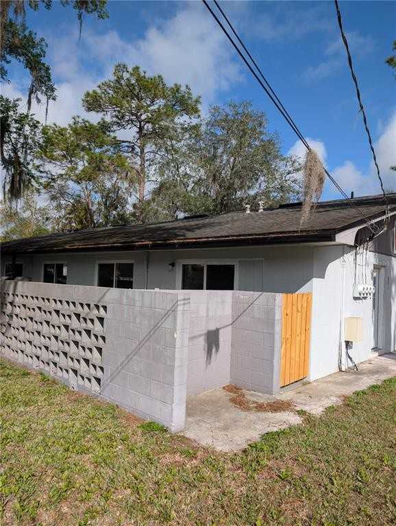 805 Nw 40th Ave - Photo 2 of 14