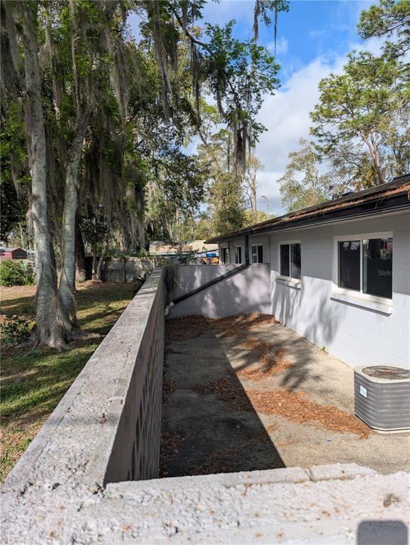 805 Nw 40th Ave - Photo 3 of 14