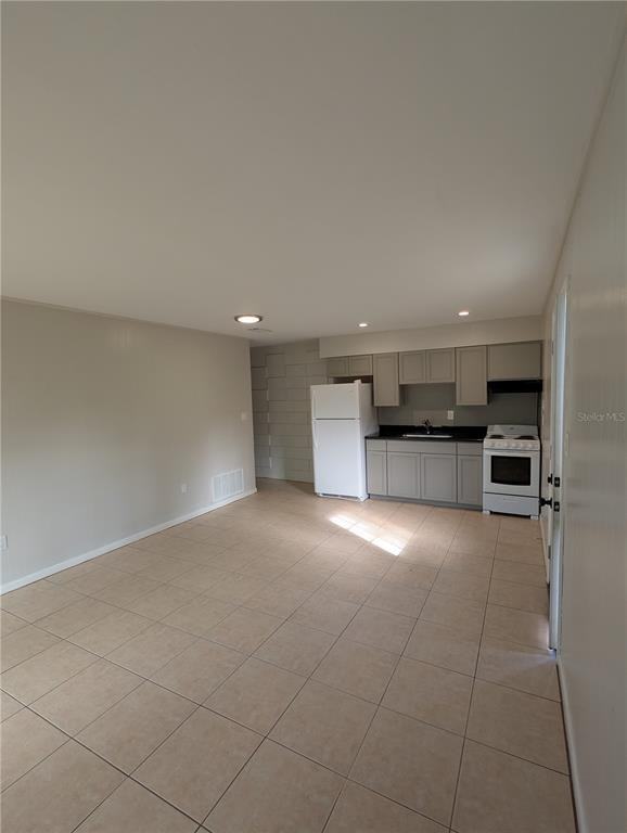 805 Nw 40th Ave - Photo 5 of 14
