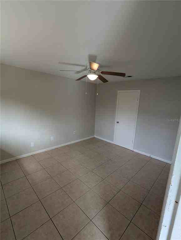 805 Nw 40th Ave - Photo 7 of 14