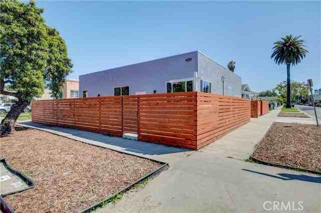 3626 Cimarron St - Photo 2 of 25