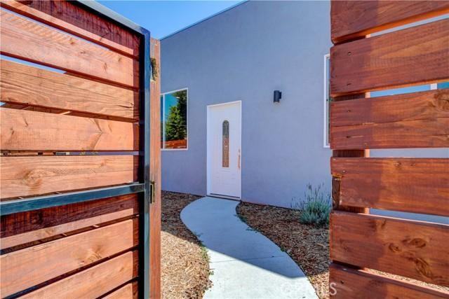 3626 Cimarron St - Photo 5 of 25