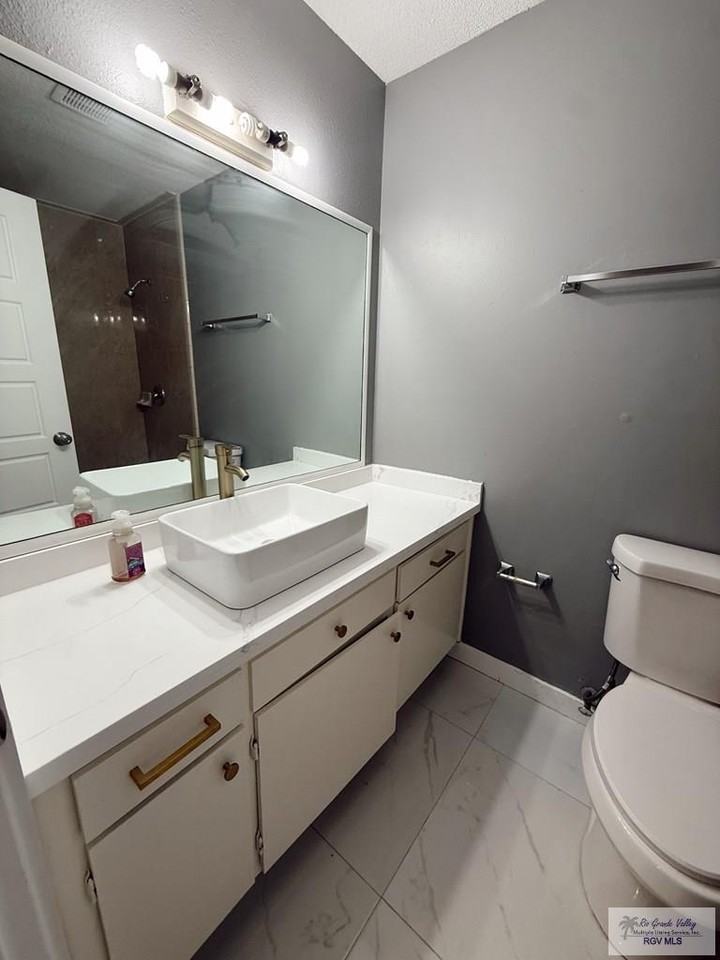 3005 Old Alice Rd Apt 500 - Photo 7 of 18