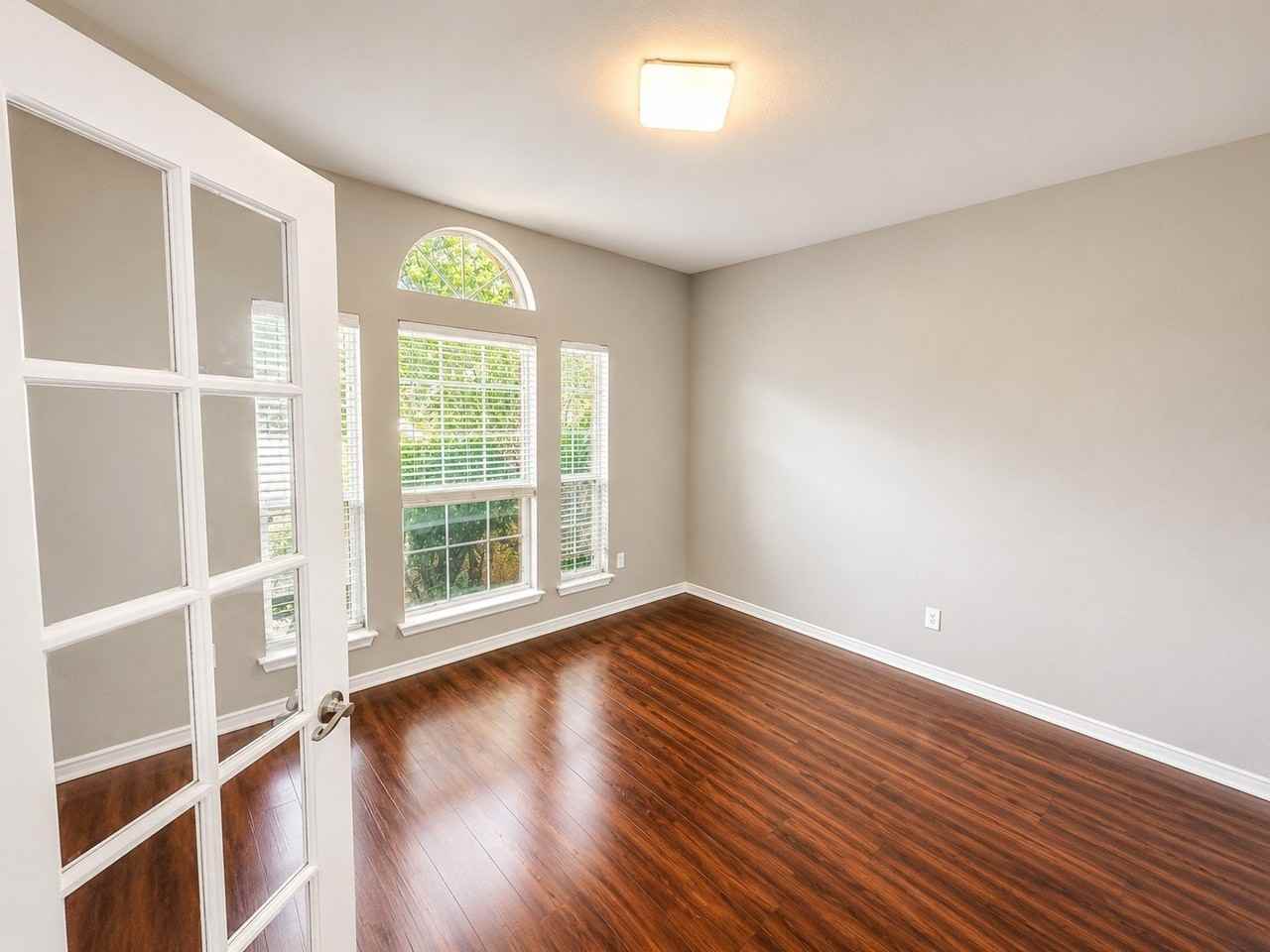 4024 Claymore Ln - Photo 3 of 14