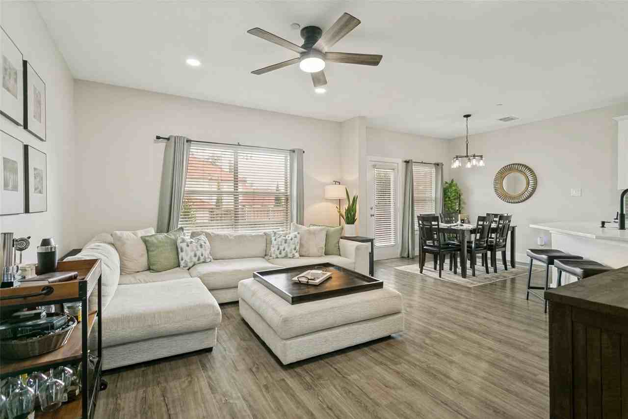 4603 Penelope Ln - Photo 4 of 25