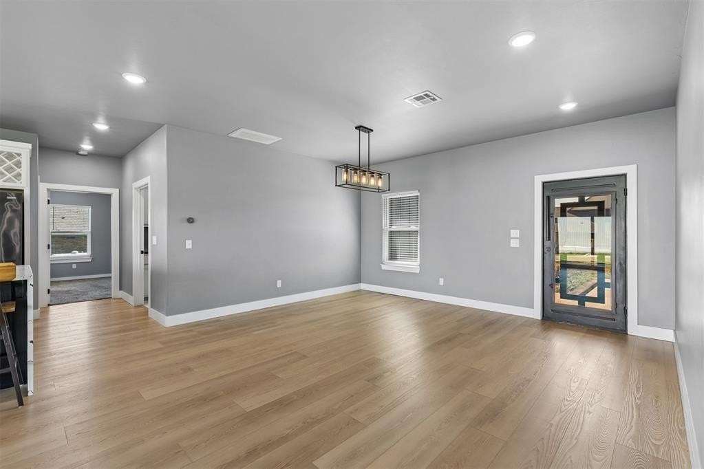 4930 Meadow Dr - Photo 2 of 41