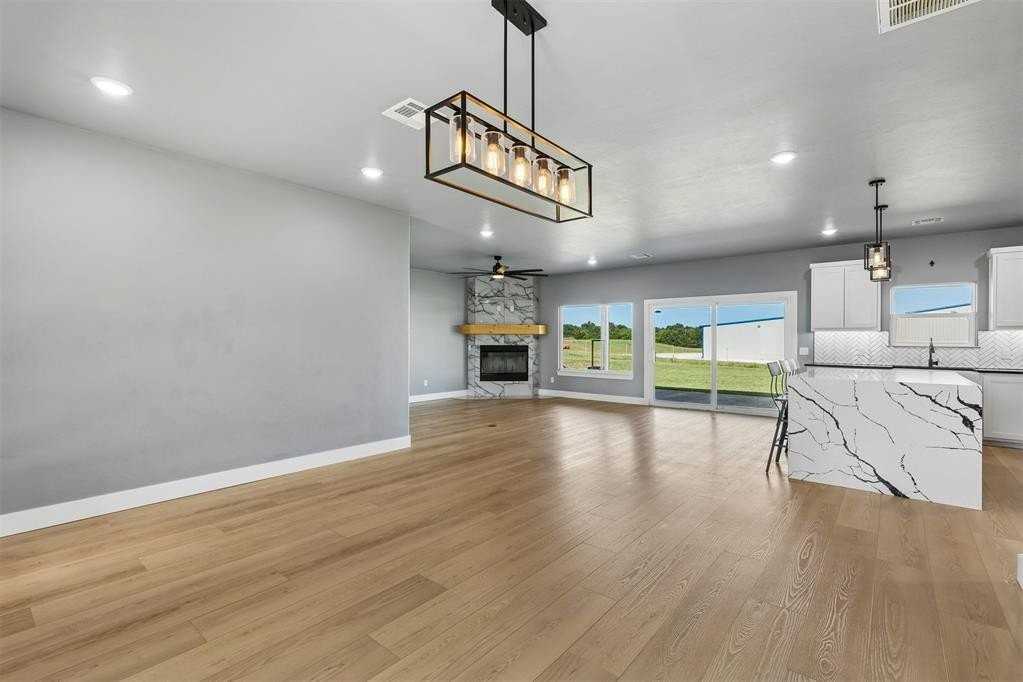 4930 Meadow Dr - Photo 4 of 41