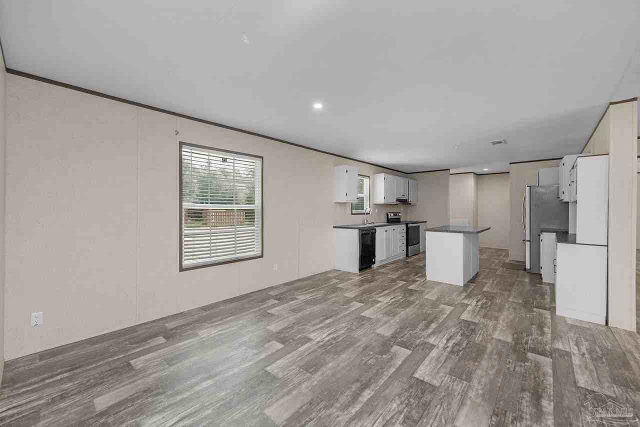 9718 Domino Rd - Photo 6 of 47