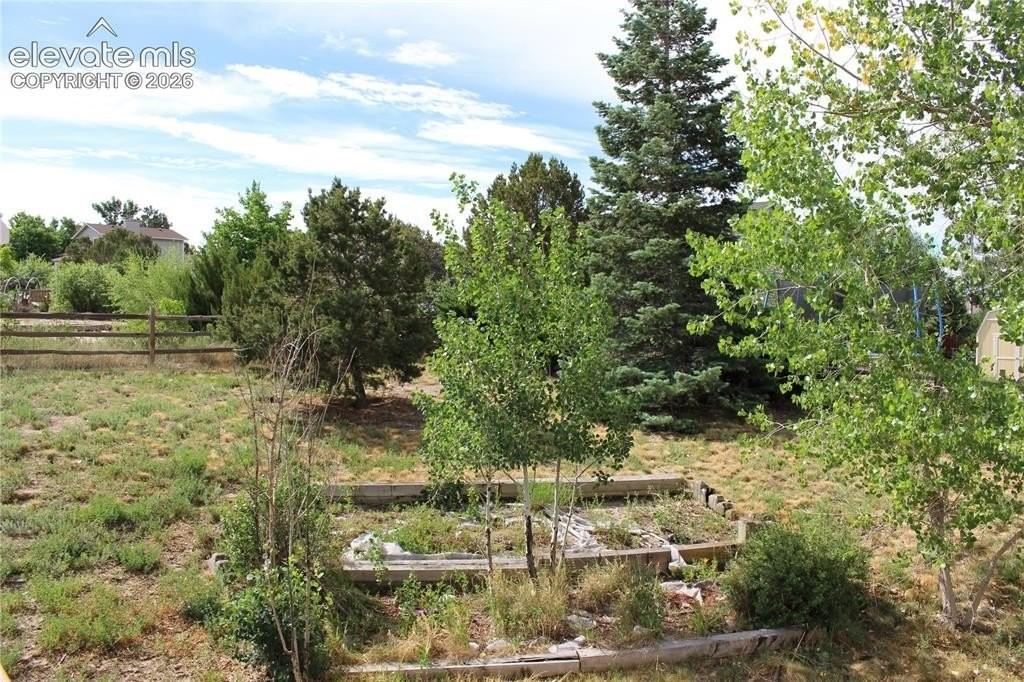 970 Wuthering Heights Dr - Photo 3 of 25