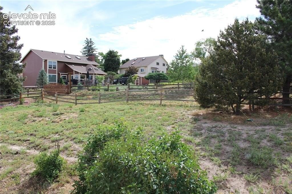 970 Wuthering Heights Dr - Photo 4 of 25