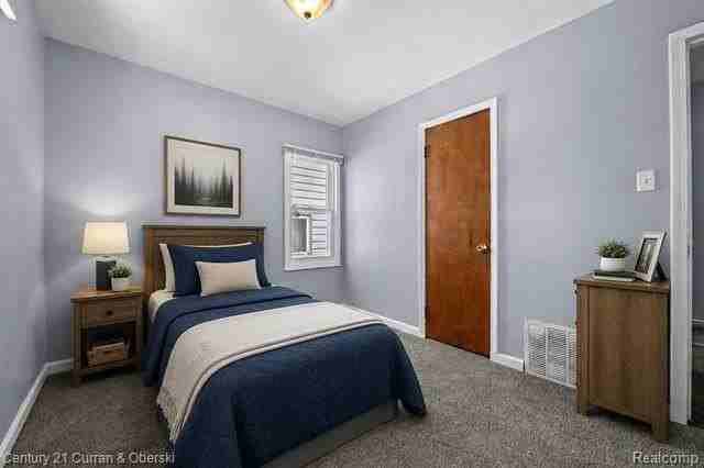 24708 Stanford St - Photo 6 of 24