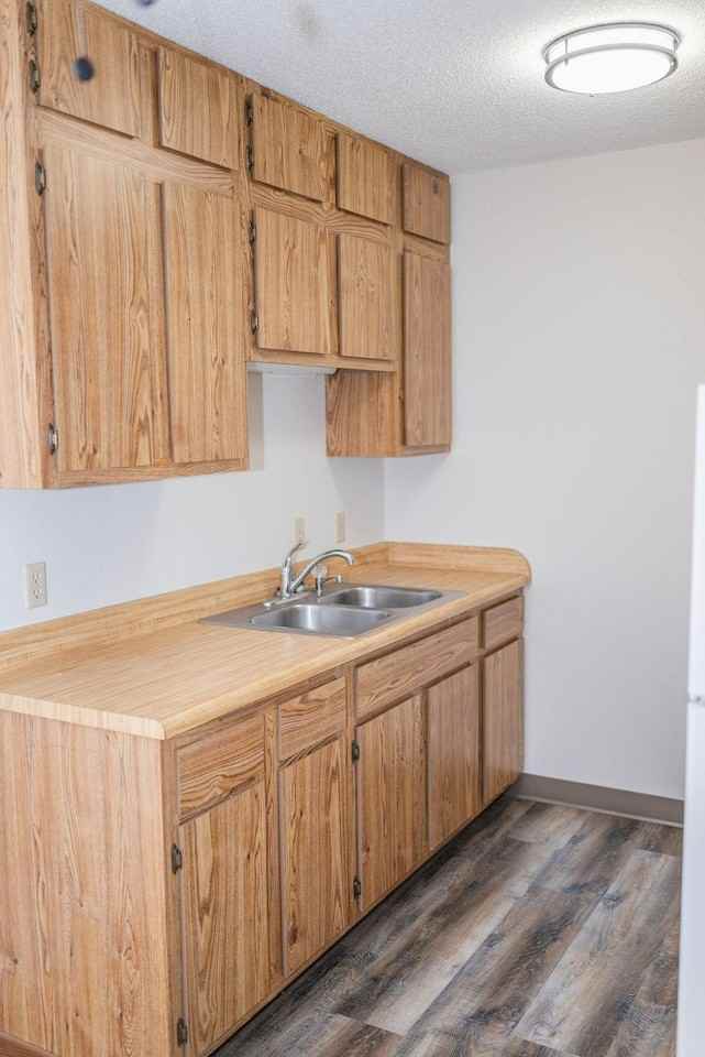 321 W Bert St #35 - Photo 2 of 6