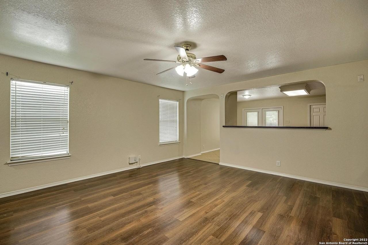 11143 Baffin Oaks - Photo 6 of 21
