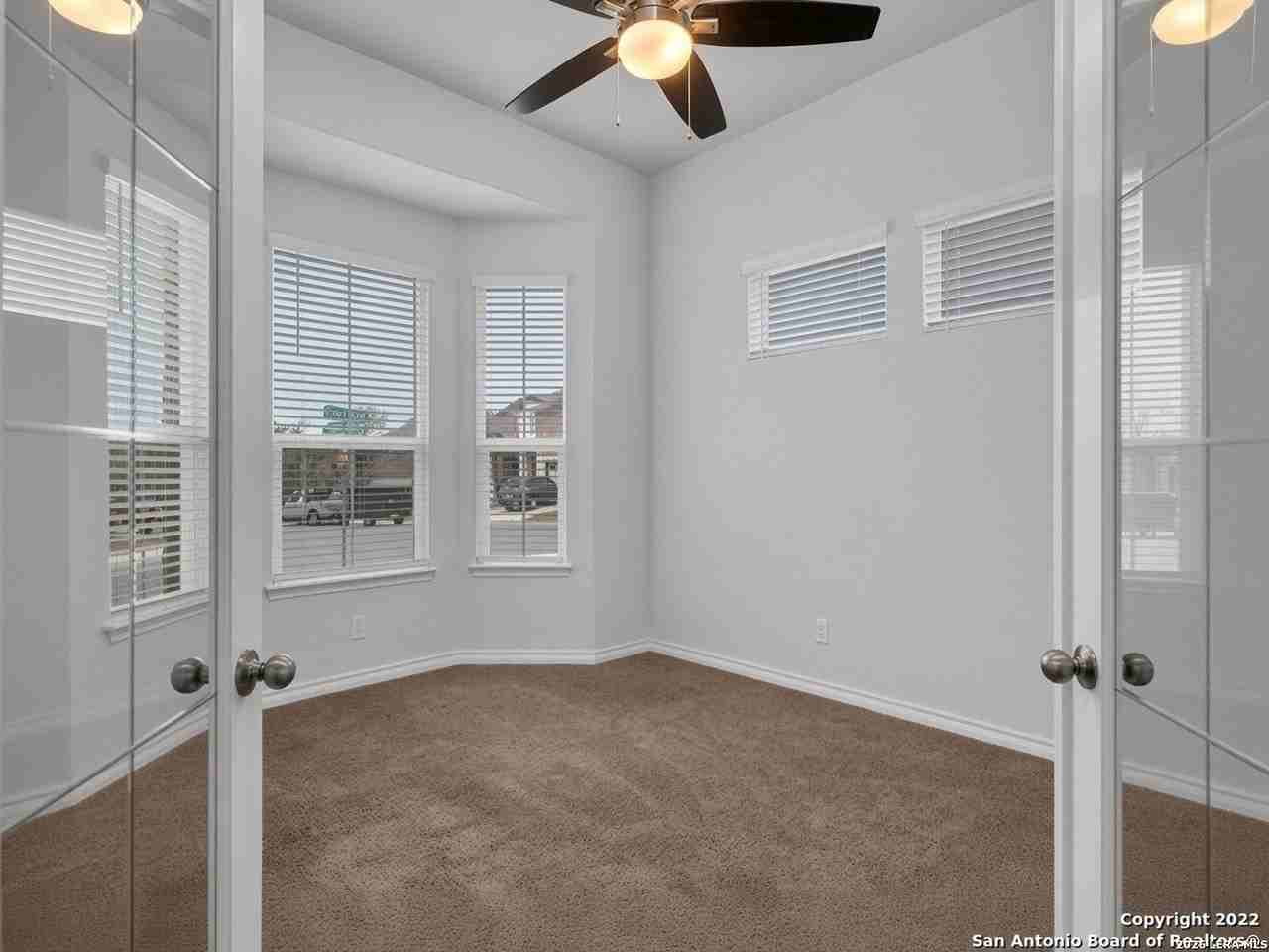 3405 Copper Acres - Photo 4 of 29