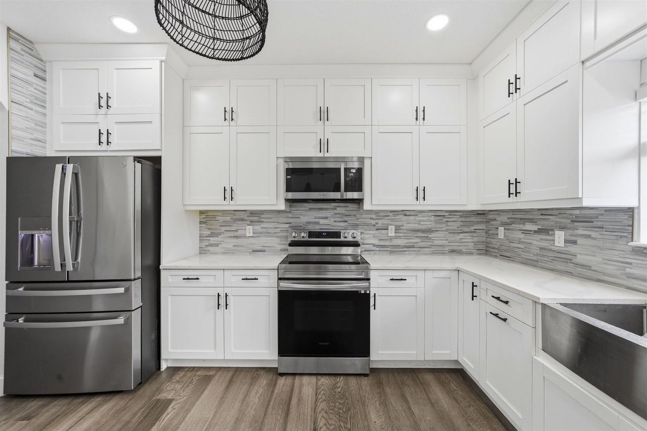2604 Torino Way - Photo 7 of 40