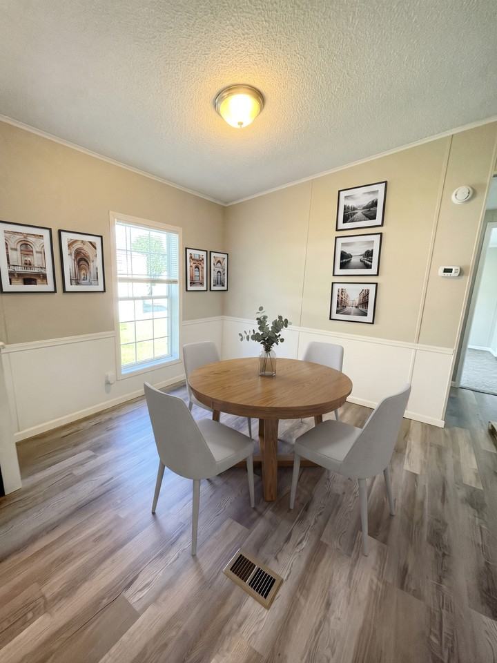 28 Bellwood Dr #28 - Photo 5 of 17
