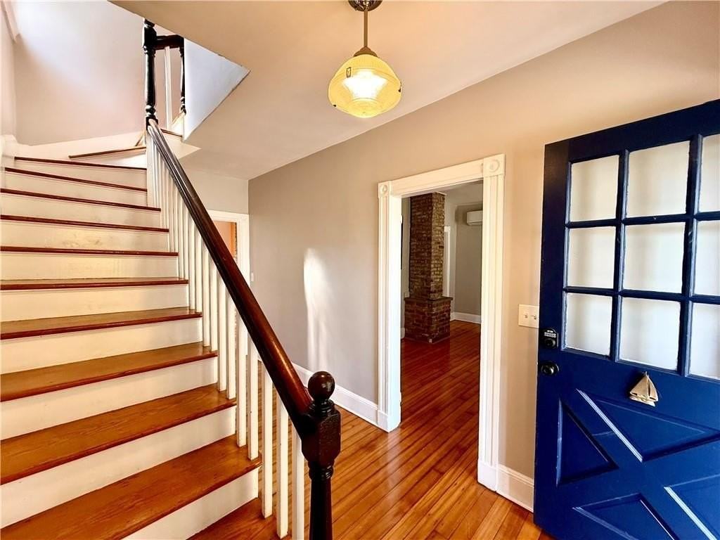 5 Conrad Ct - Photo 2 of 29