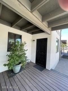 3250 N Stone Ave #C - Photo 5 of 37