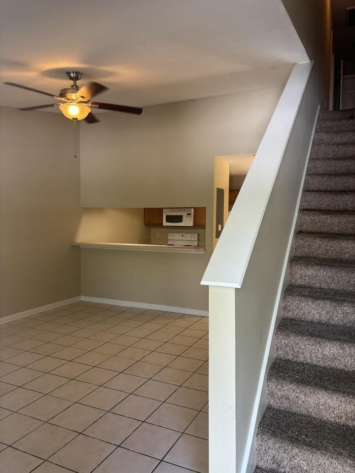 2740 W Tharpe St #105 - Photo 2 of 17