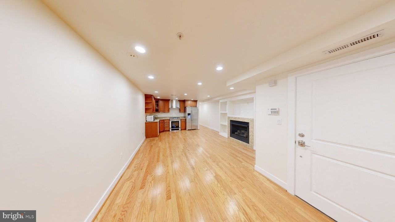 1462 Harvard St Nw #1 - Photo 2 of 13