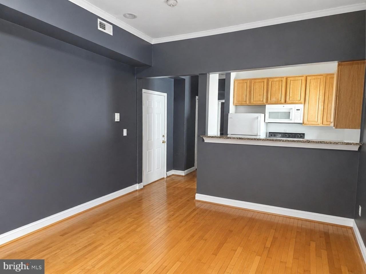 4202 Grant St Ne #302 - Photo 3 of 20