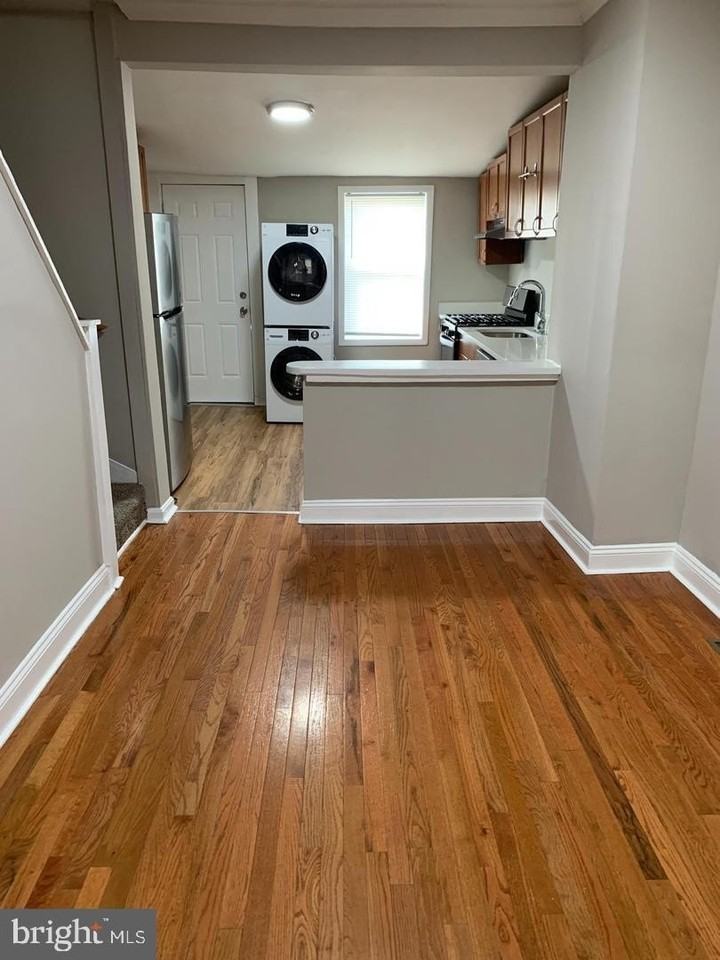 626 Archer St - Photo 5 of 15