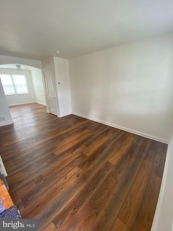 6821 Gough St - Photo 2 of 11