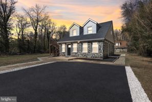 featured image of 3236 George St