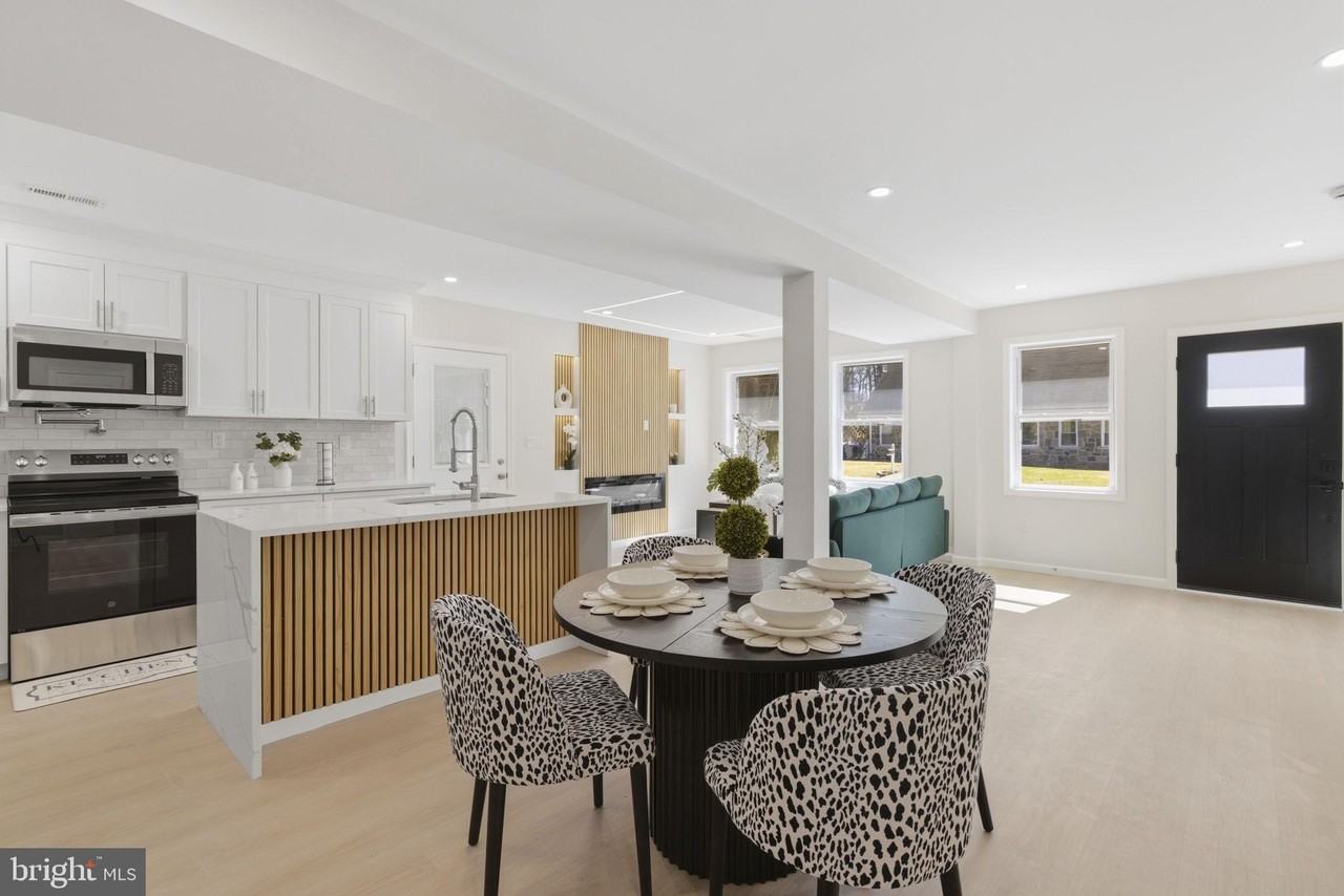 3236 George St - Photo 7 of 32