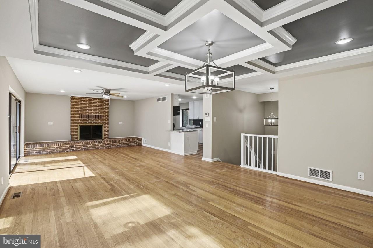2815 Northwind Rd - Photo 4 of 21