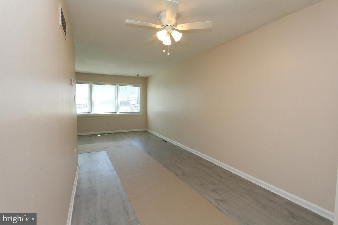 5623 Mitchell Rd - Photo 6 of 20