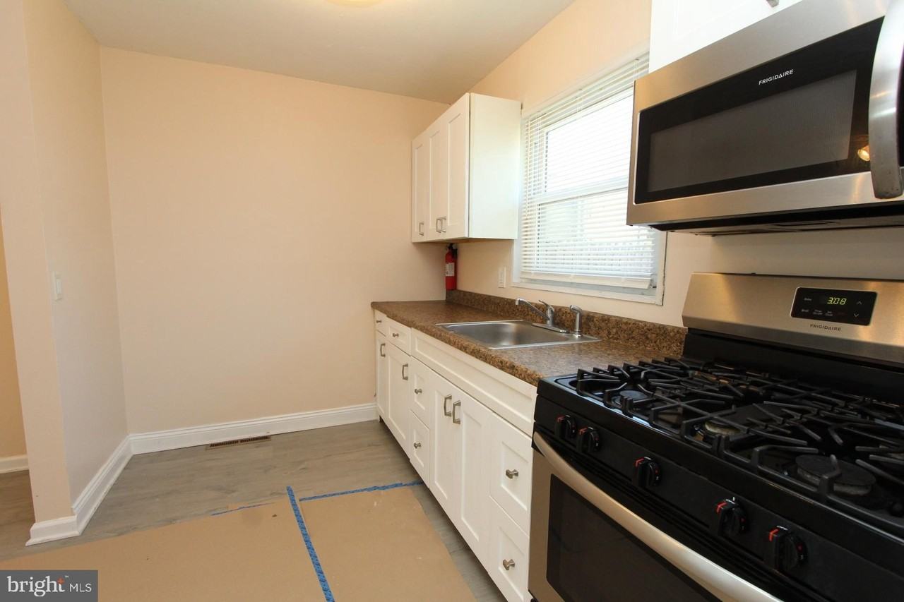 5623 Mitchell Rd - Photo 7 of 20