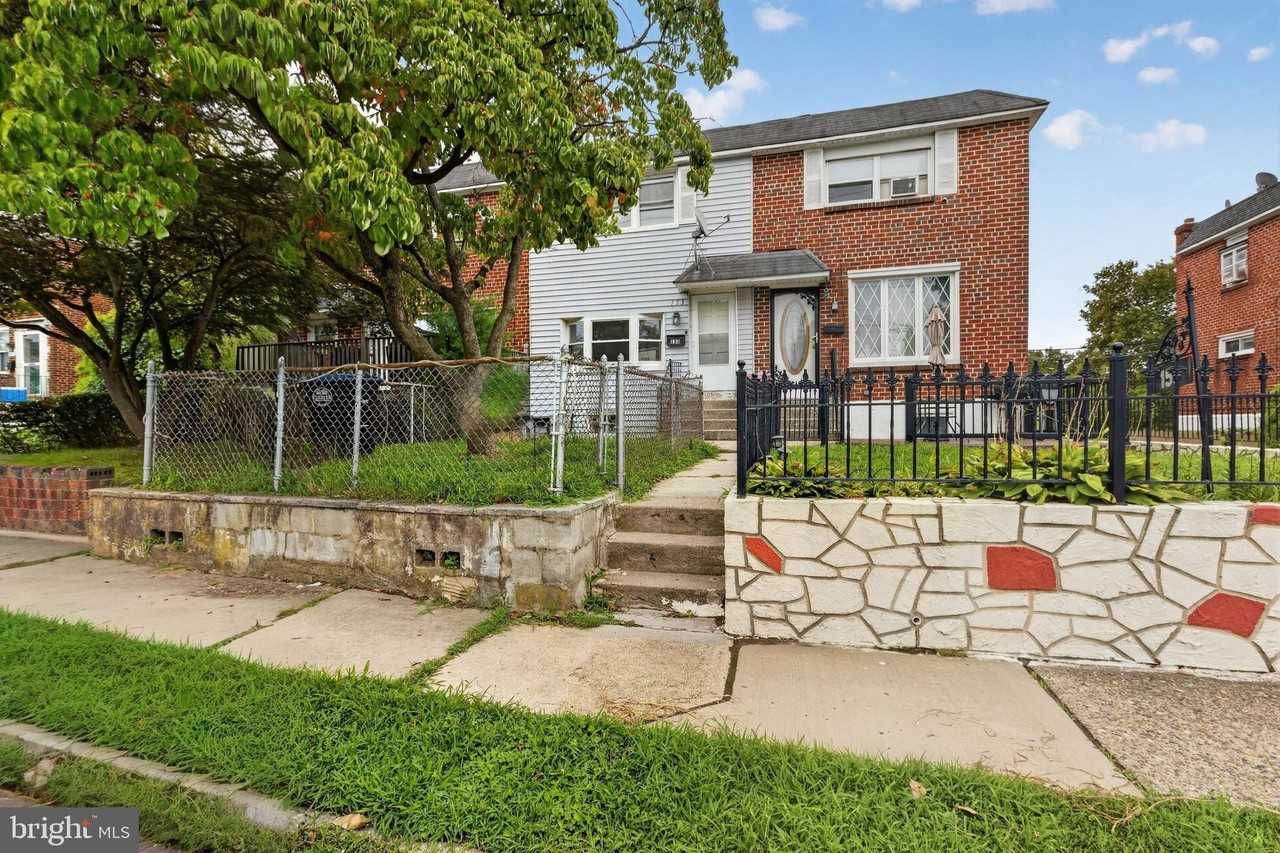 153 W 21st St - Photo 3 of 37