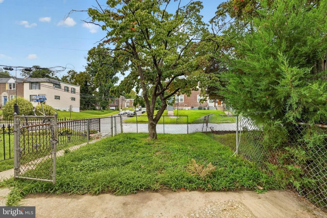 153 W 21st St - Photo 5 of 37
