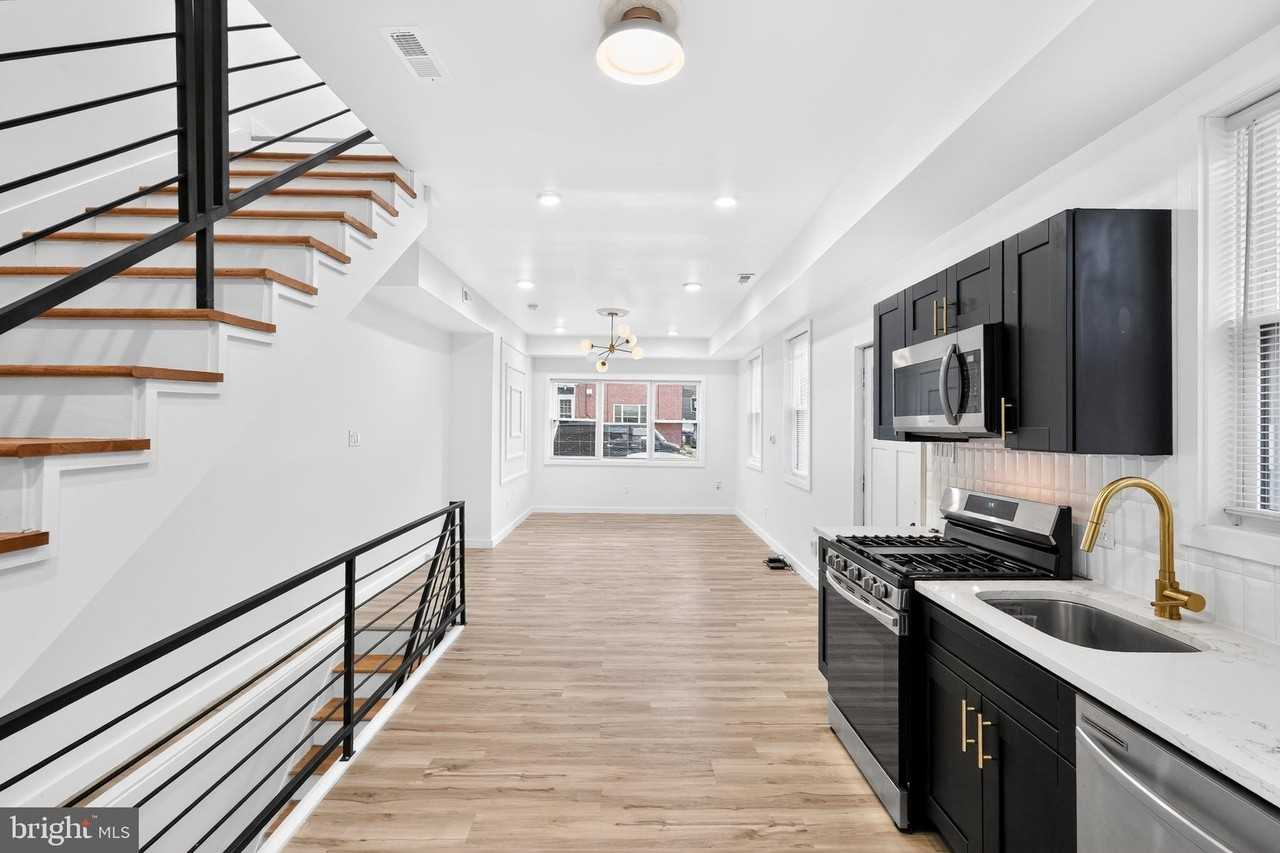 2613 Tulip St - Photo 3 of 30